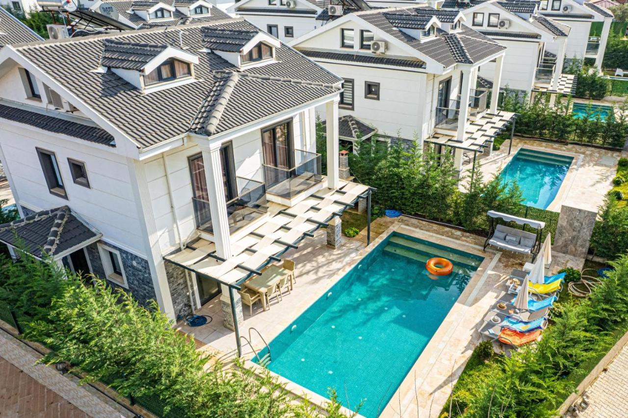 4 Bedroom Holiday Villa in Hisarönü Ölüdeniz- Hisar 4 Fethiye Exterior foto
