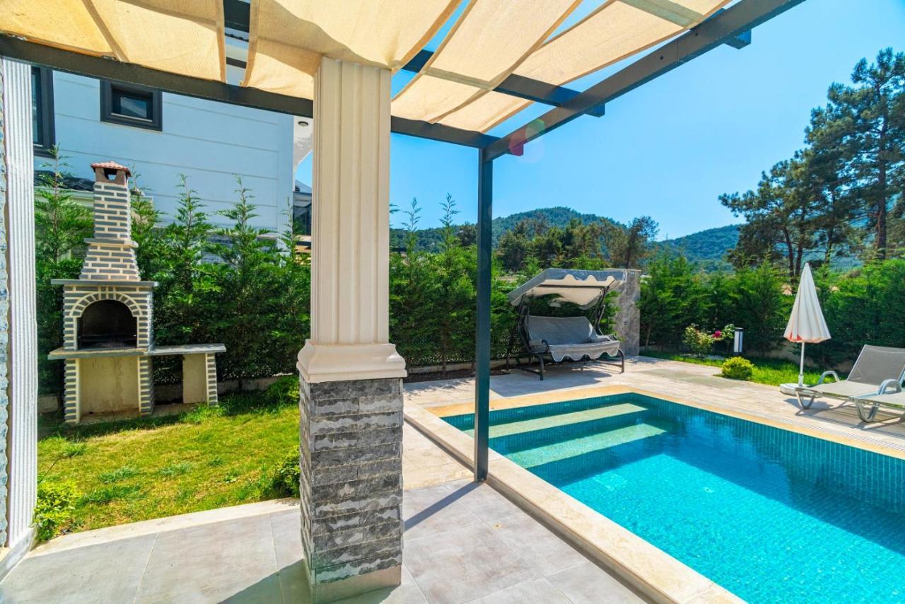 4 Bedroom Holiday Villa in Hisarönü Ölüdeniz- Hisar 4 Fethiye Exterior foto
